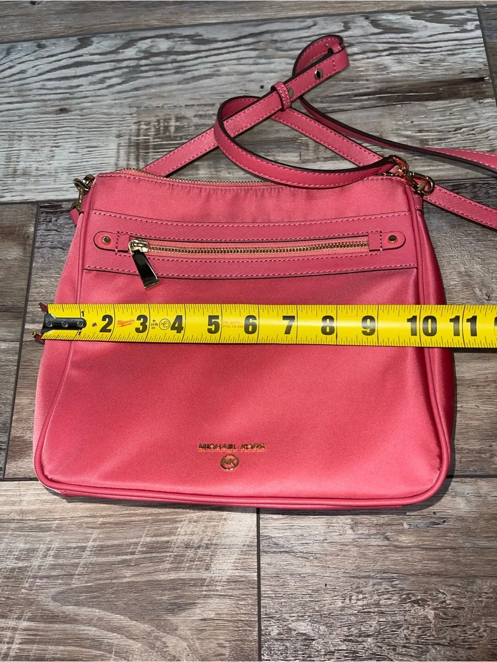 Michael Kors 32H9GT9C3C Jet Set Charm Nylon North South Shoulder Bag Light Berry